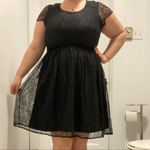 Forever21+ lacy black dress